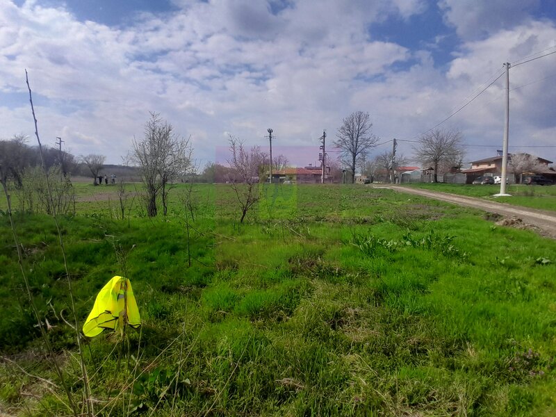 GIURGIU - SE VINDE TEREN 3400 MP IN SAT PODU ILFOVATULUI